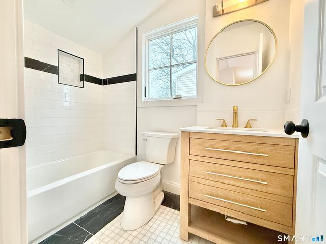 23 Congress Street, Stamford, CT 06902