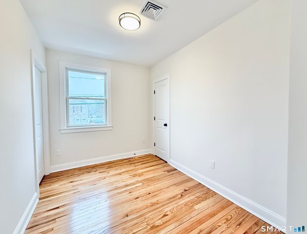 23 Congress Street, Stamford, CT 06902