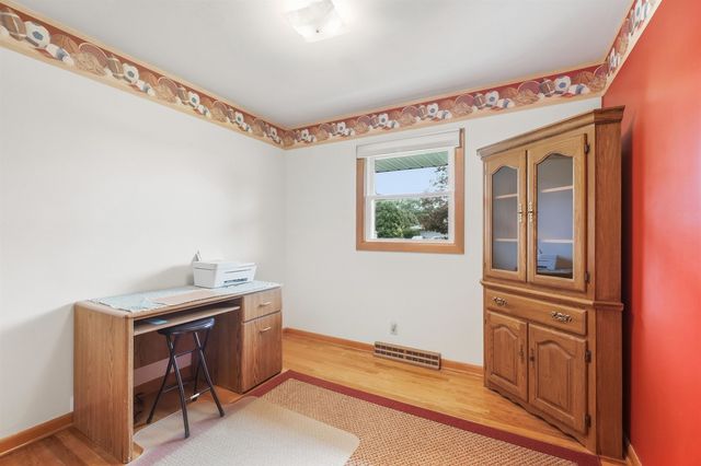 58908 Wray Drive, Elkhart, IN 46517