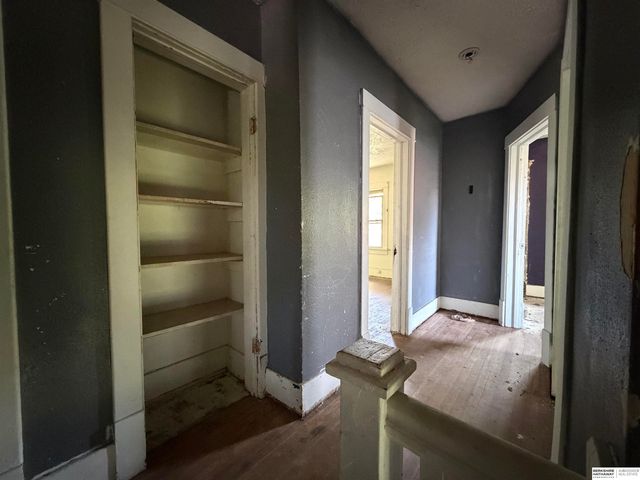 2427 Ellison Avenue, Omaha, NE 68111