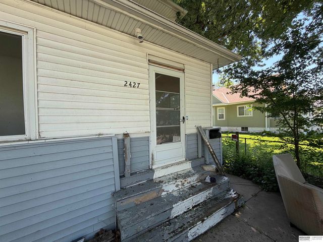 2427 Ellison Avenue, Omaha, NE 68111