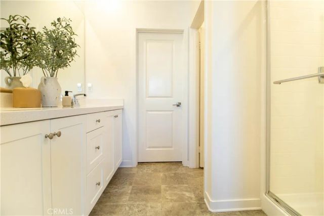 3942 Lavine, Corona, CA 92883