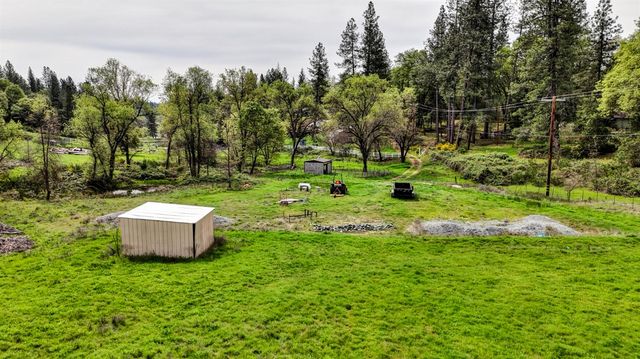 5001 Sheppards Trl, Garden Valley, CA 95633