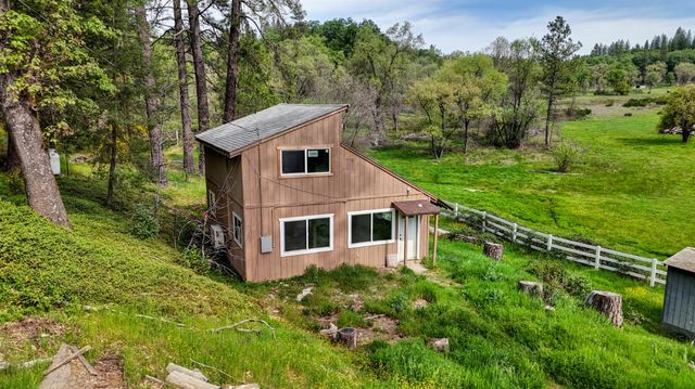 5001 Sheppards Trl, Garden Valley, CA 95633