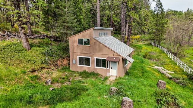 5001 Sheppards Trl, Garden Valley, CA 95633