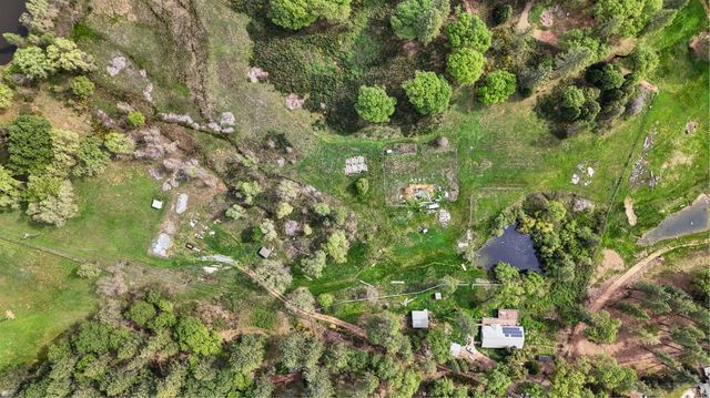 5001 Sheppards Trl, Garden Valley, CA 95633
