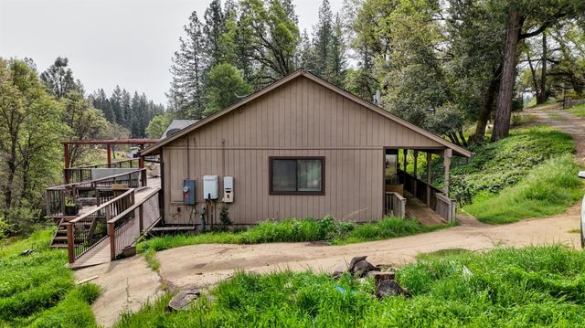 5001 Sheppards Trl, Garden Valley, CA 95633