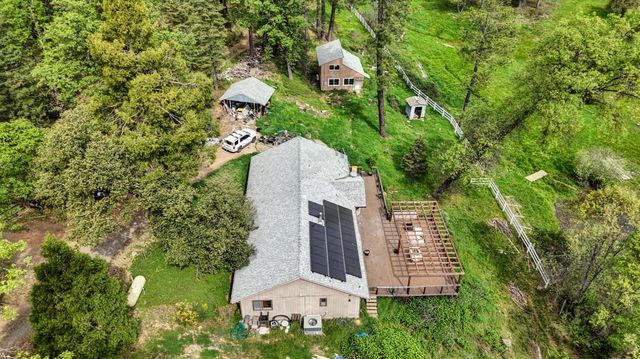 5001 Sheppards Trl, Garden Valley, CA 95633