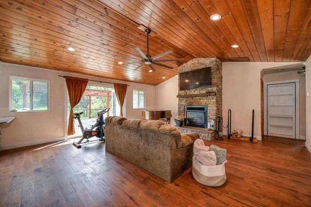 5001 Sheppards Trl, Garden Valley, CA 95633