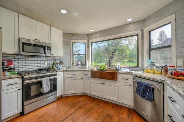 5001 Sheppards Trl, Garden Valley, CA 95633