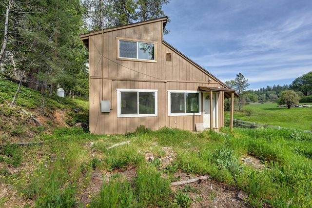 5001 Sheppards Trl, Garden Valley, CA 95633