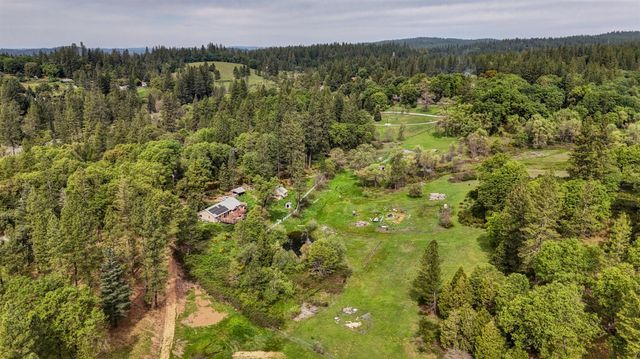 5001 Sheppards Trl, Garden Valley, CA 95633
