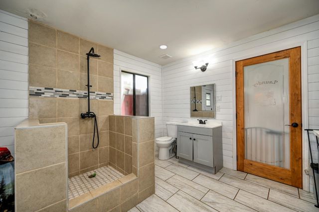 5001 Sheppards Trl, Garden Valley, CA 95633