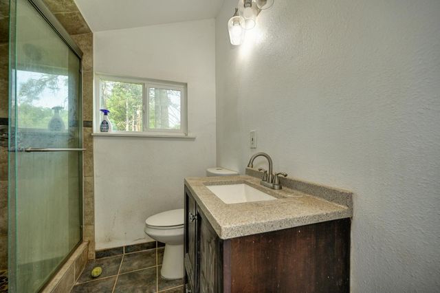 5001 Sheppards Trl, Garden Valley, CA 95633