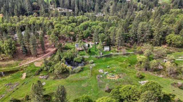 5001 Sheppards Trl, Garden Valley, CA 95633