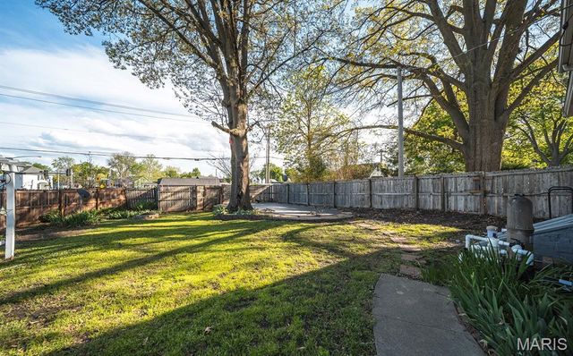 238 Houston Street, St Charles, MO 63301
