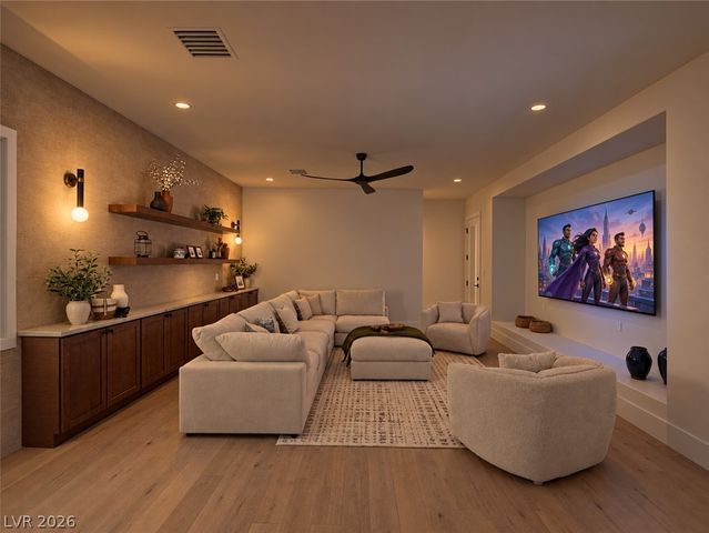 1967 Cherry Creek Circle, Las Vegas, NV 89135