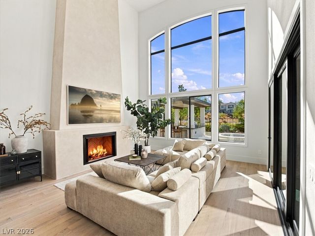 1967 Cherry Creek Circle, Las Vegas, NV 89135