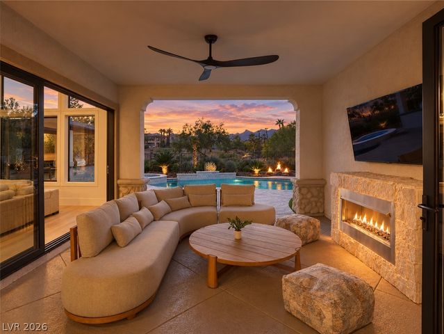1967 Cherry Creek Circle, Las Vegas, NV 89135