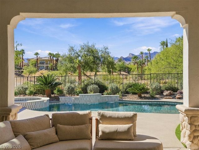 1967 Cherry Creek Circle, Las Vegas, NV 89135