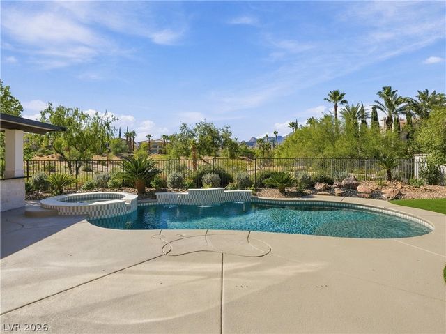 1967 Cherry Creek Circle, Las Vegas, NV 89135