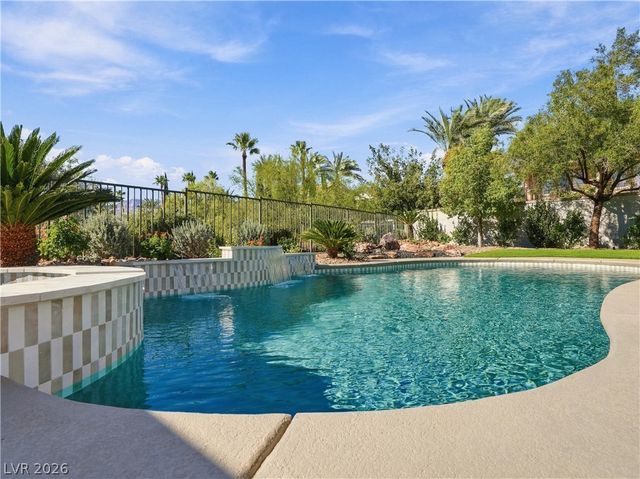 1967 Cherry Creek Circle, Las Vegas, NV 89135