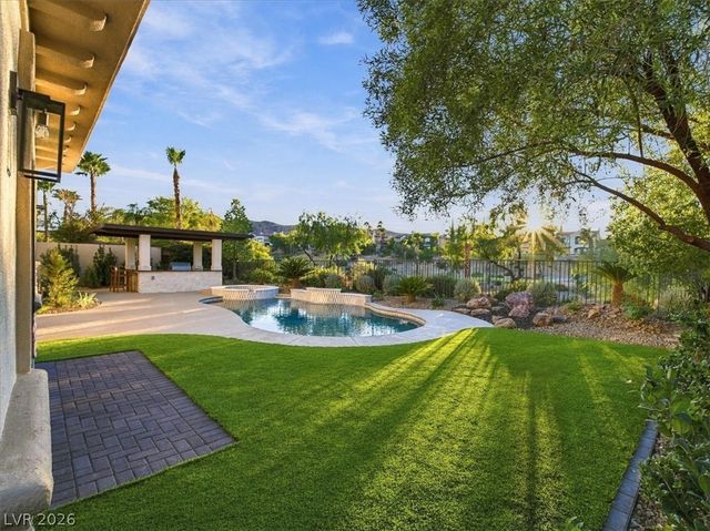 1967 Cherry Creek Circle, Las Vegas, NV 89135