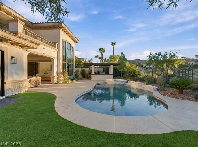 1967 Cherry Creek Circle, Las Vegas, NV 89135