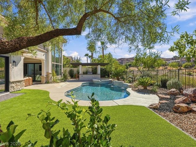 1967 Cherry Creek Circle, Las Vegas, NV 89135