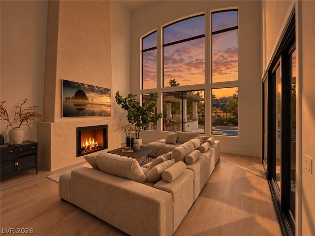 1967 Cherry Creek Circle, Las Vegas, NV 89135