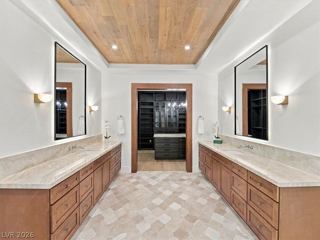 1967 Cherry Creek Circle, Las Vegas, NV 89135