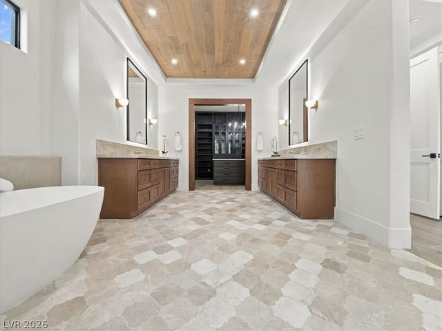 1967 Cherry Creek Circle, Las Vegas, NV 89135