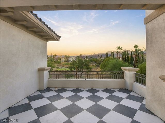 1967 Cherry Creek Circle, Las Vegas, NV 89135