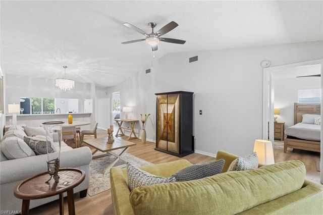 3531 County Barn RD 201, Naples, FL 34112