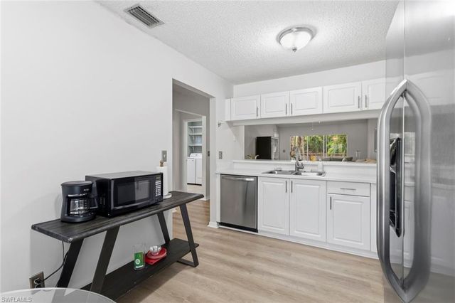 3531 County Barn RD 201, Naples, FL 34112