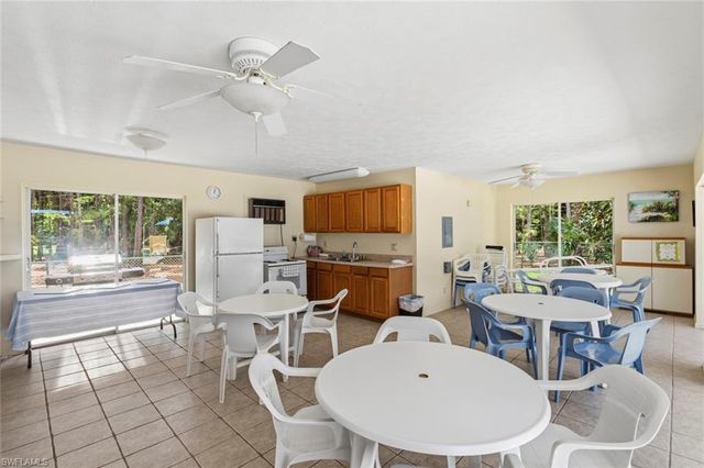 3531 County Barn RD 201, Naples, FL 34112