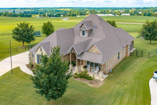 2126 NW 34th Street, Newcastle, OK 73065