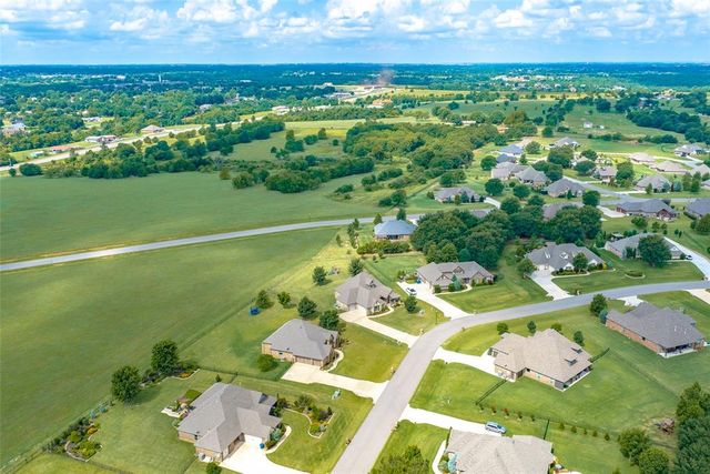 2126 NW 34th Street, Newcastle, OK 73065