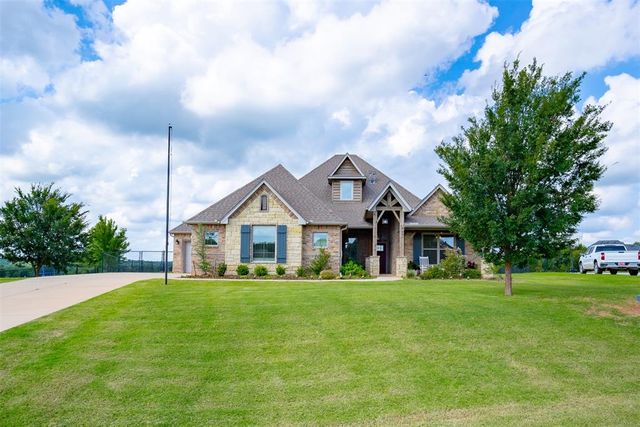 2126 NW 34th Street, Newcastle, OK 73065