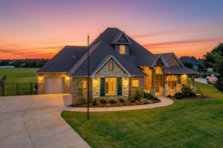 2126 NW 34th Street, Newcastle, OK 73065