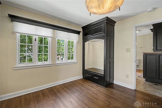 24 Monteray Road, Oakwood, OH 45419