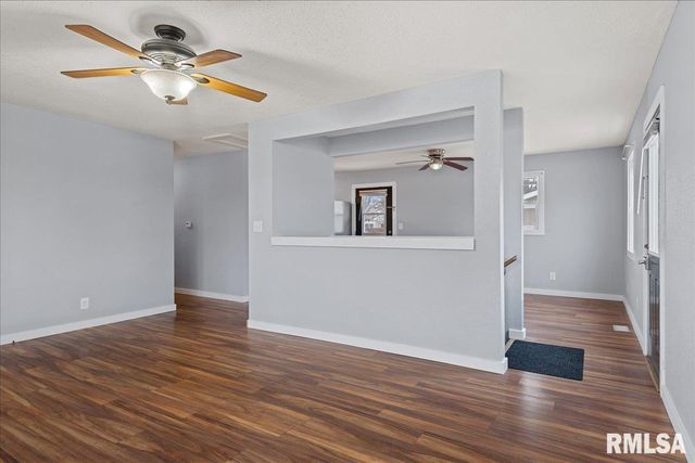 501 Sattley Street, Rochester, IL 62563