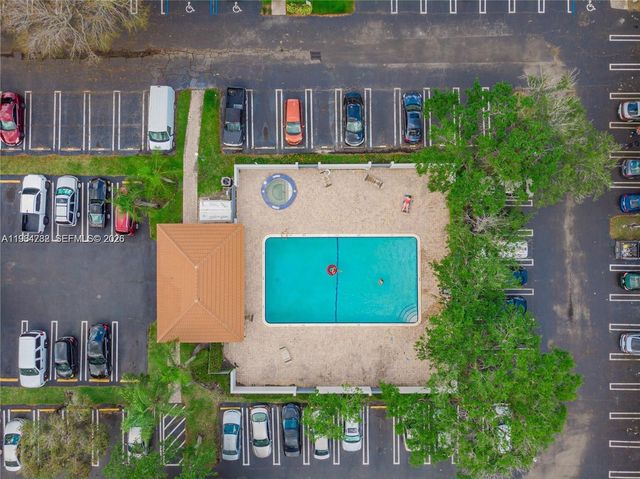 2501 Riverside Dr 307-A, Coral Springs, FL 33065