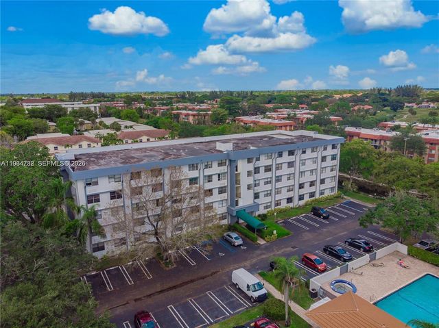 2501 Riverside Dr 307-A, Coral Springs, FL 33065