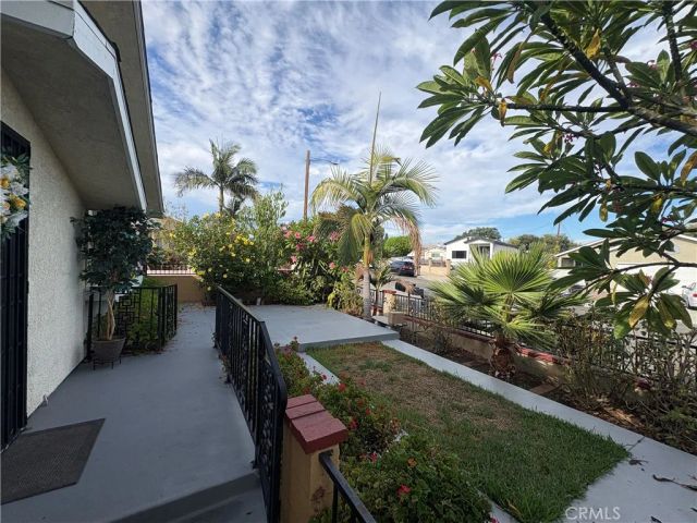 12433 Laurel Avenue, Whittier, CA 90605