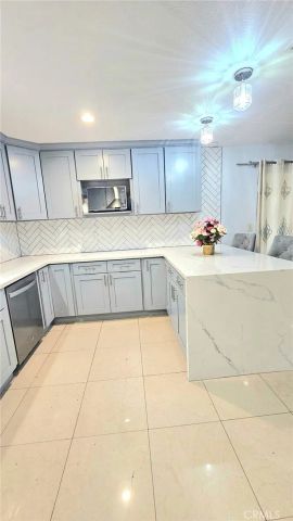 12433 Laurel Avenue, Whittier, CA 90605