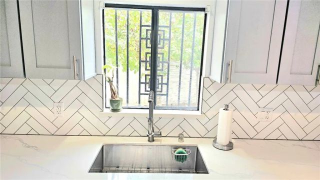 12433 Laurel Avenue, Whittier, CA 90605