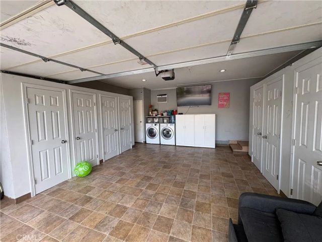 12433 Laurel Avenue, Whittier, CA 90605