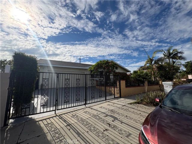 12433 Laurel Avenue, Whittier, CA 90605