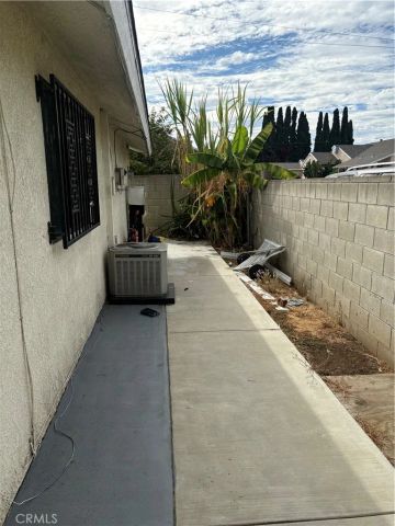 12433 Laurel Avenue, Whittier, CA 90605